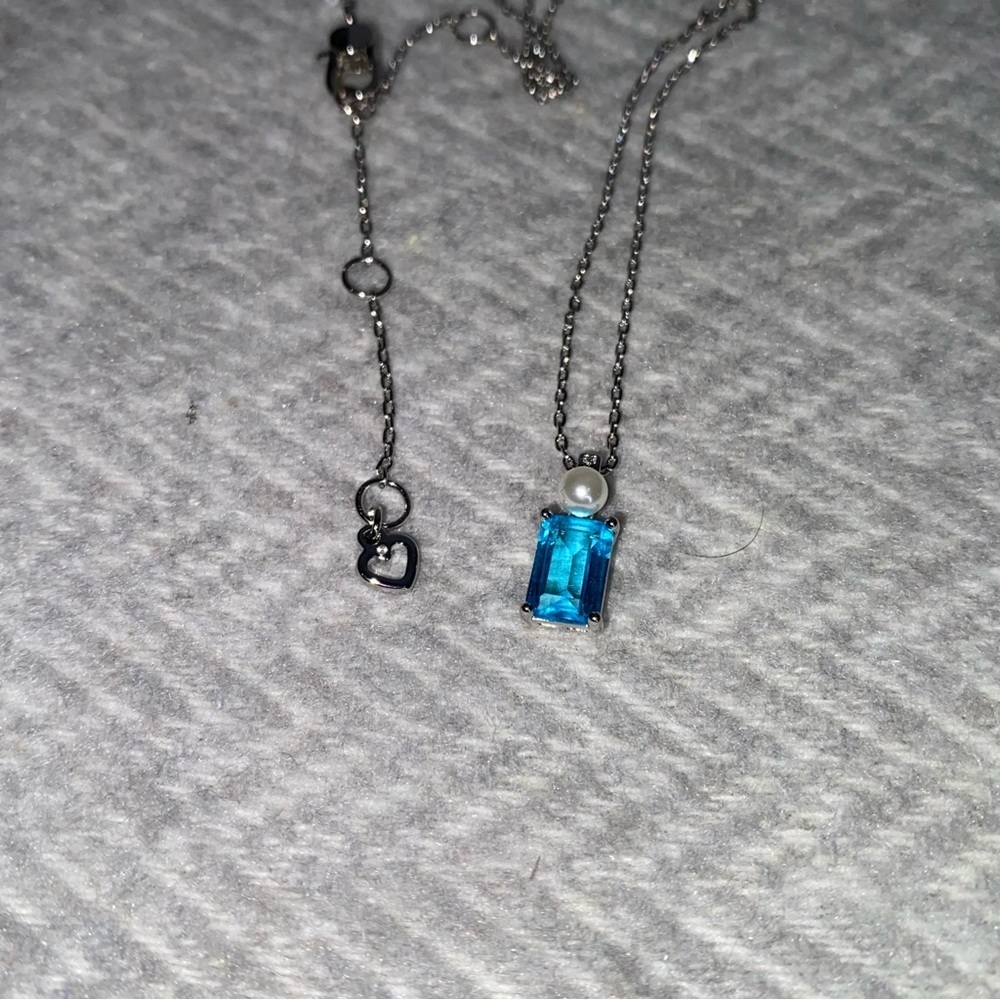 New Kate Spade Silver-Tone Cubic Zirconia & Faux Pearl Pendant Necklace - Picture 11 of 16